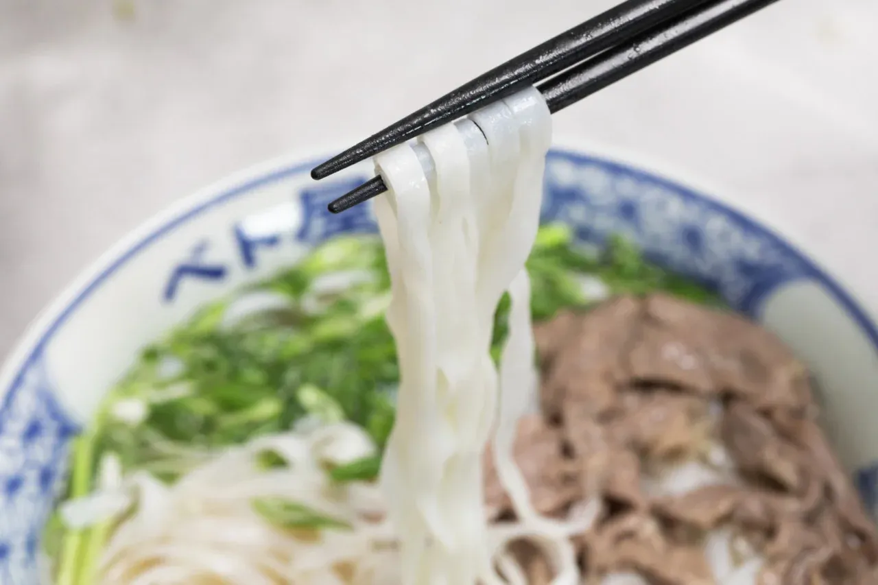 Ảnh mì sống và súp của Betoya